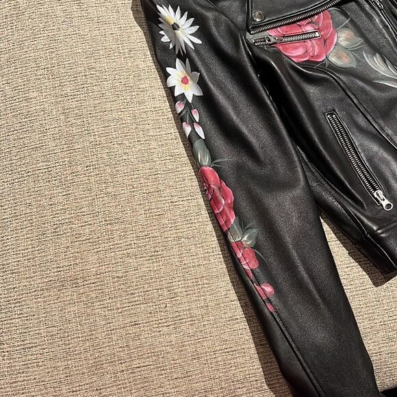 Leather jacket  - Picture 3 of 9